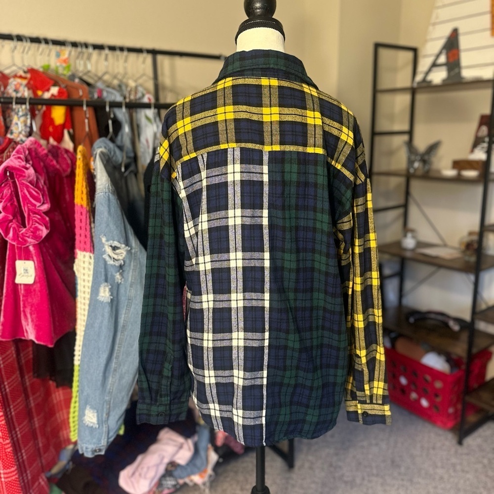 Men's Plaid Patchwork Shirt Flannel - Picture 3 of 5